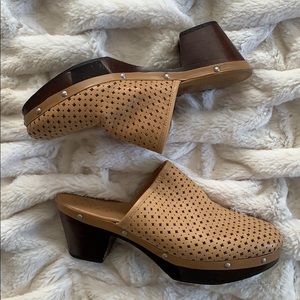 Rockport women’s clogs with AdiPrene by Adidas